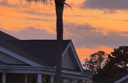 Sunset Beach Condo | Fall into paradise—warm beach days, gentle breezes, golf in full swing.