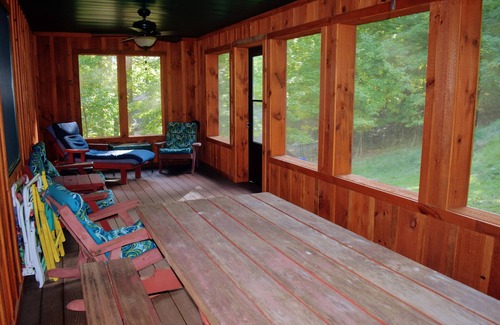 Carroll Valley Cabin | Fall is right around the corner! Plan your mountain getaway now!