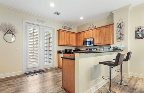 Islamorada House | FALL SPECIALS! Islamorada Anglers Reef Oceanview: Private Beach, Pool, Marina
