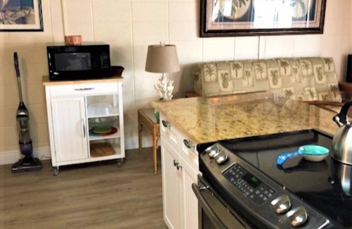 Key Colony Beach House | FALL WEEKS OPEN WITH DISCOUNT! With dock, 2 Beach clubs, bikes, kayaks, SUP