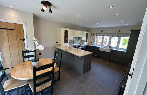 Earls Croome House | Fallow View - Luxury Countryside Cottage