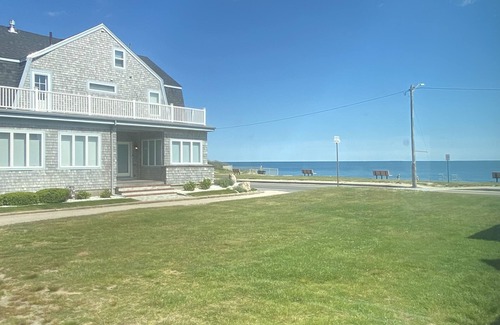Falmouth Heights Cottage | Falmouth Heights Beach Front House