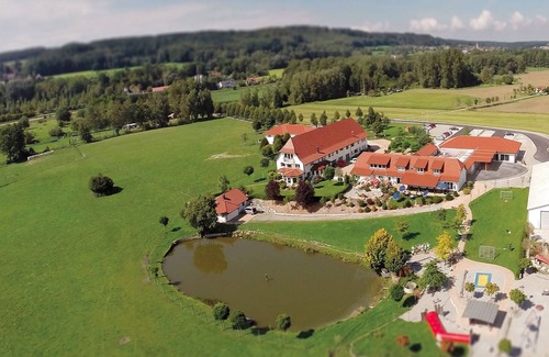 Aulendorf Apartment | Familienzimmer Premium Wurzelstüble, 55qm, 1 Wohn-/Schlafbereich, max. 2 Erwachsene und 2 Kinder