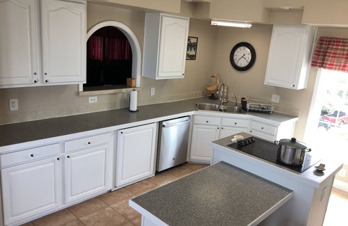 Corolla House | Family 4x4 luxury, steps from the beach, pool, hot tub, theater, Sunday rental, wifi