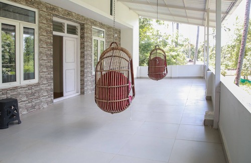 Kuzhuppilly House | Family Beach Home in a quiet seaside village. Suitable for working from home.