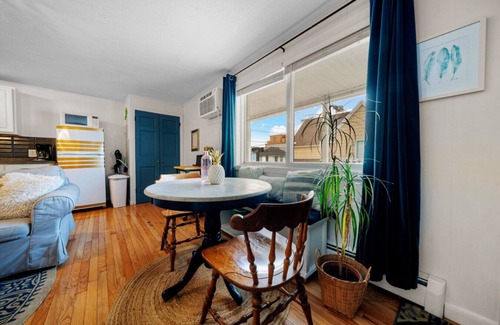 Old Orchard Beach Apartment | Family Beach Getaway Games, Gym & Near Pier