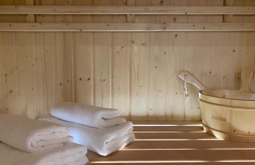 Cedzyna Apartment | Family & Business Sauna Apartments No 6 Leśny nad Zalewem Cedzyna - 1 Bedroom with Private Sauna, Terrace, Parking, Catering Options