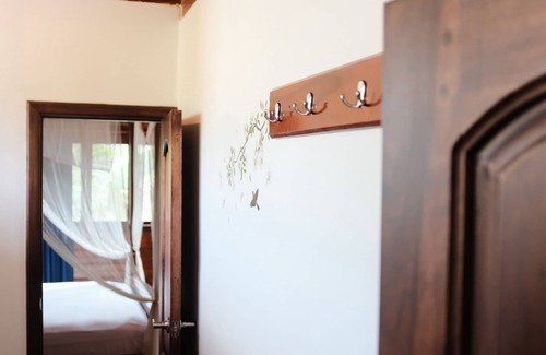 Puerto Quito Cabin | Family cabin, extra large. Perfect for a family or close friends.