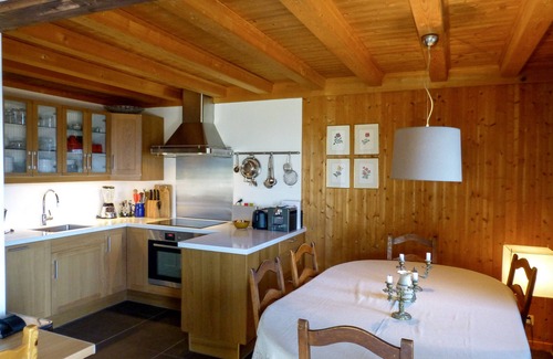 Chesieres Ski Chalet | Family chalet with, terrace, garden and superb view, at the entrance to Villars