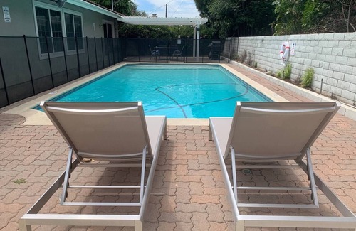 Fullerton House | Family & Children Friendly House w Pool and Security Gate - Central to OC & LA