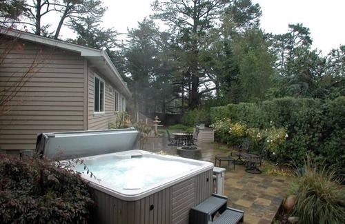 Northeast Carmel House | Family Comfort in Carmel - Reservations 6 months or less in advance only