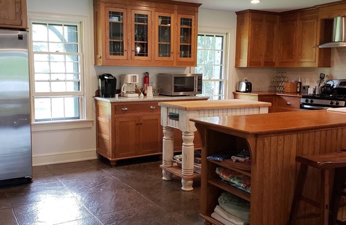 Tiverton House | Family Compound on 3+ Acres on 250 ft of Direct Waterfront - Sleeps 14+