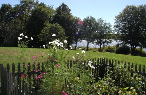 Tiverton House | Family Compound on 3+ Acres on 250 ft of Direct Waterfront - Sleeps 14+