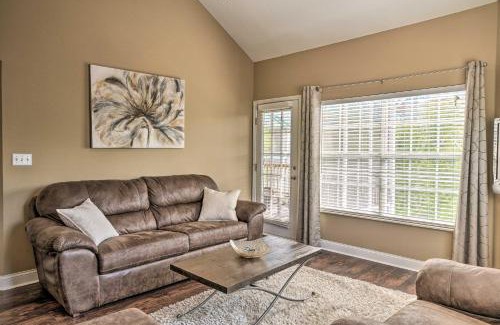 Table Rock Apartment | Family Condo with Pool Access, Near Table Rock Lake!