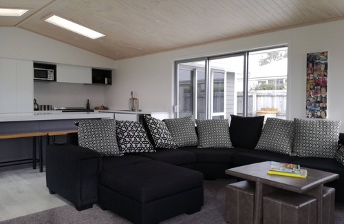 Pohara House | Family Executive House