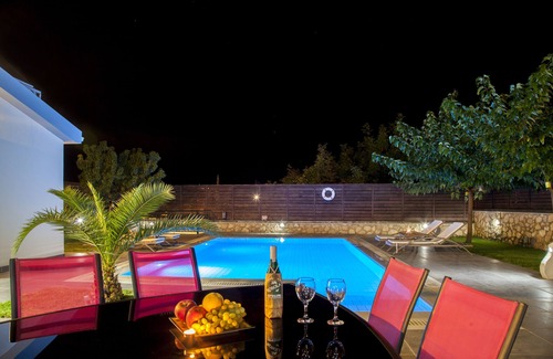 Agios Eleftherios Villa | Family - frendly, Near Saint Gerasimos, Robola Wine Feast
