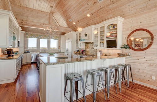 Ocean Sound Village House | Family Friendly - Beachfront, Pool, Hot Tub, Elevator
