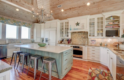 Ocean Sound Village House | Family Friendly - Beachfront, Pool, Hot Tub, Elevator