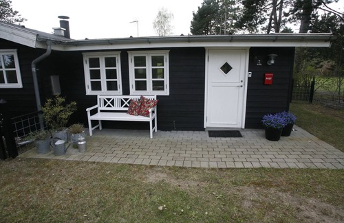 Nykøbing Cottage | Family friendly holiday home by a good beach, close to swimming pool and amusement park