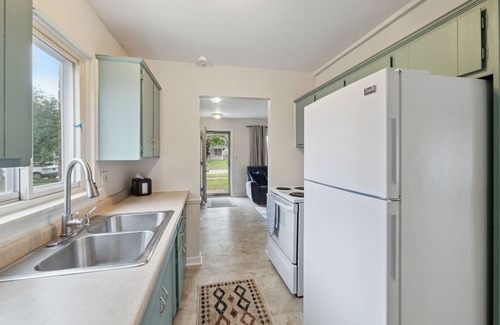Westland House | Family Friendly 4 Beds/Sleeps 6 In Peaceful Westland