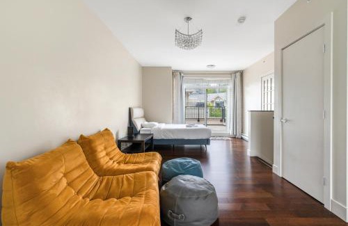 Vancouver House | Family-Friendly 5BR Home Near UBC