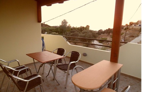 Pitsidia Apartment | Family Friendly Apartments For 6 Persons In A Quiet Village Called Pitsidia