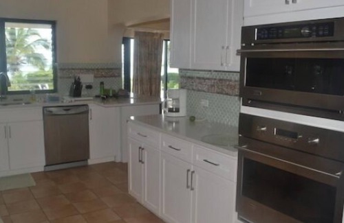Winding Bay Villa | Family Friendly beachfront villa, pink sand beach on Winding Bay, Eleuthera