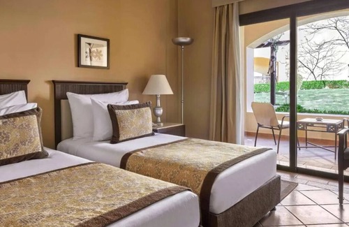 El Quseir Resort | Family-Friendly Beach Resort | 2 Rooms, Full-service Spa & Waterpark Access