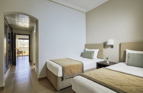 El Quseir Resort | Family-Friendly Beach Resort | 2 Rooms, Full-service Spa & Waterpark Access