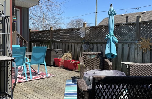 Port Stanley Cottage | Family friendly cottage - 4 minute walk to main beach!