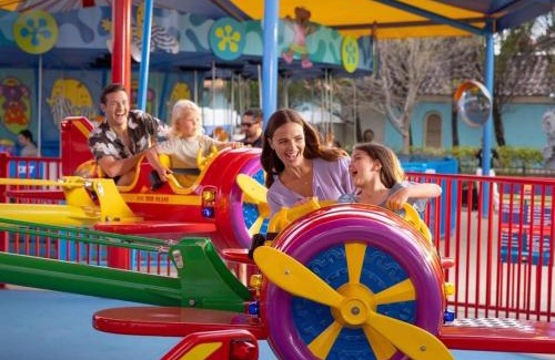 Upper Coomera House | Family Friendly Funhouse close to All Theme Parks