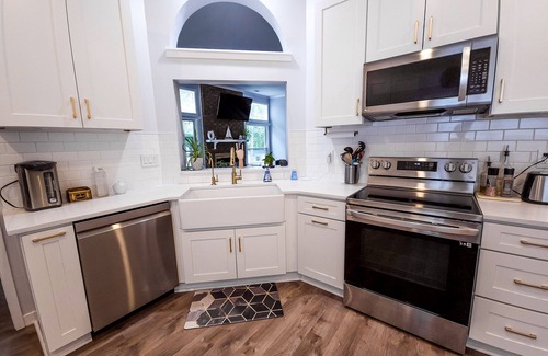 Matthews House | Family-Friendly Gem near Uptown