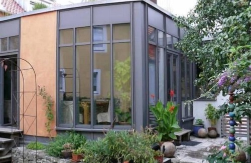 Frickenhausen a. Main House | family-friendly house for yourself alone with garden pets allowed