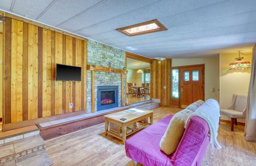 Covington House | Family-friendly Home with Private Hot Tub, Free WiFi, Firepit, and Creek