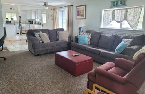 Clare Cabin | Family-friendly lakefront cabin with large outdoor space!