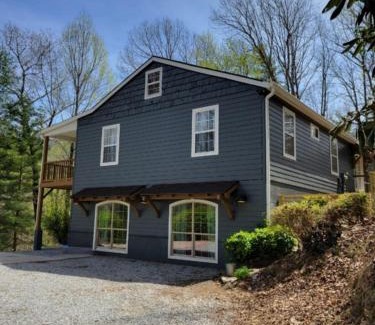 Hendersonville House | Family-Friendly Mountain Oasis W Game Room & Grill
