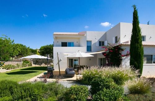 Vale Grande Villa | Family friendly, quiet house, comfortable and spacious, with panoramic