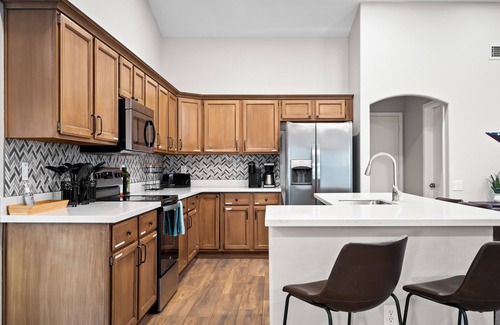 Paradise Valley Village House | Family-Friendly, Spacious Retreat with Pool, Hot Tub & GameRoom