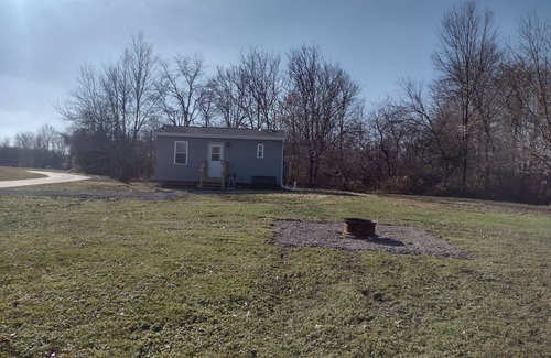 Bluffton Cottage | Family Friendly Tiny House w/pond