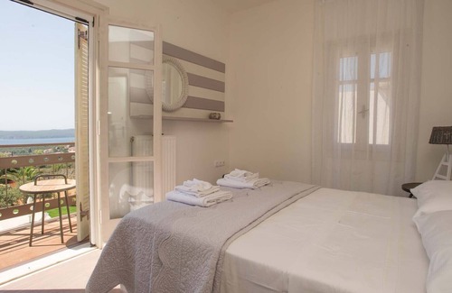 Pylos Villa | Family Friendly Villa, 8-10 Guests, Private Pool, Spa, Sea View