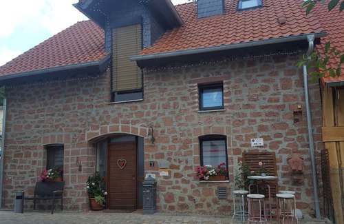 Obernburg Apartment | Family & Friends apartment with box-spring double beds in Obernburg am Main