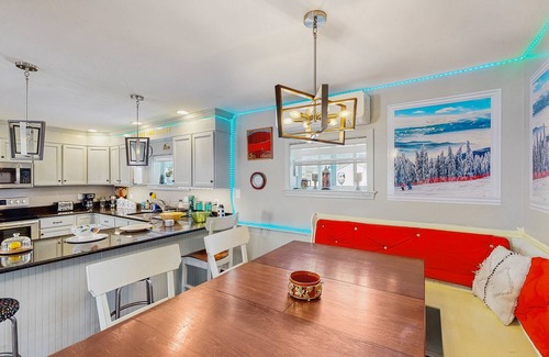 Pittsfield House | Family, Friends and Fun for all
