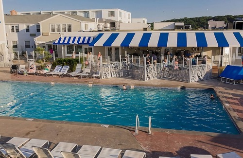 Silver Beach Hotel | Family Fun! Minutes to Woods Hole Aquarium! Onsite Pools, Private Beach!