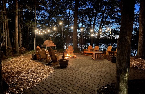 Spooner Cabin | Family fun on Big McKenzie Lake! Inquire for Summer 2025 availability!