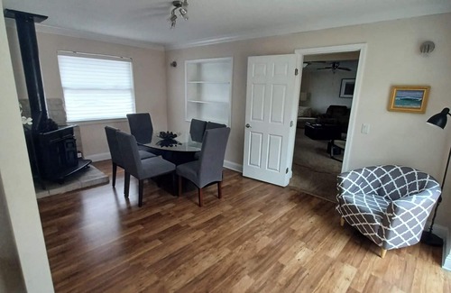 Arlington House | Family fun pool house with game room