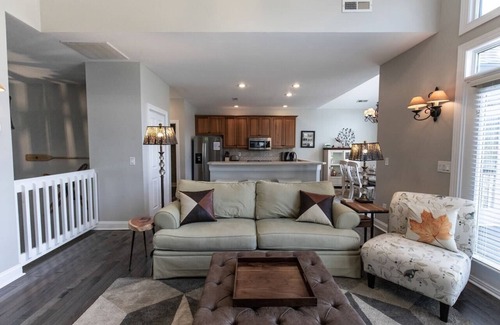 Lake Lure Condo | Family getaway at Lake Lure Beach