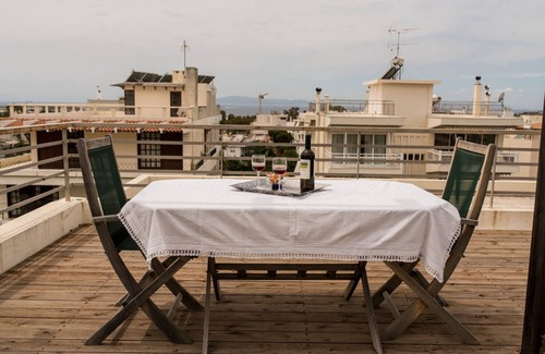 Voula Apartment | Family getaway, spacious and luxurious, sea view, terrace, next to Voula beach