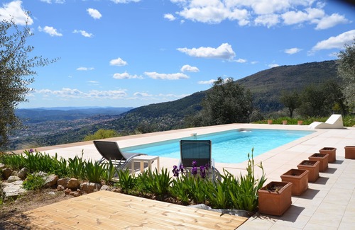 Chateauneuf-Grasse House | FAMILY HOLIDAY - EXCEPTIONAL VILLA - PANORAMIC VIEW - 30 mn from Nice