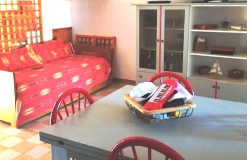 Torre Saracena House | Family holiday home 'Cristian Domus' with sea view, garden and terraces