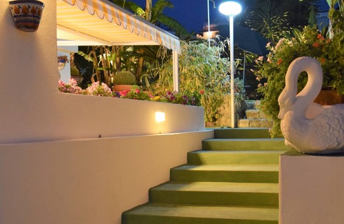 Forio House | Family home. Between downtown and the Poseidon Spa. Villettalucia Forio